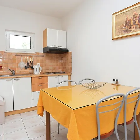 With Parking Space Businci, Ciovo - 18800