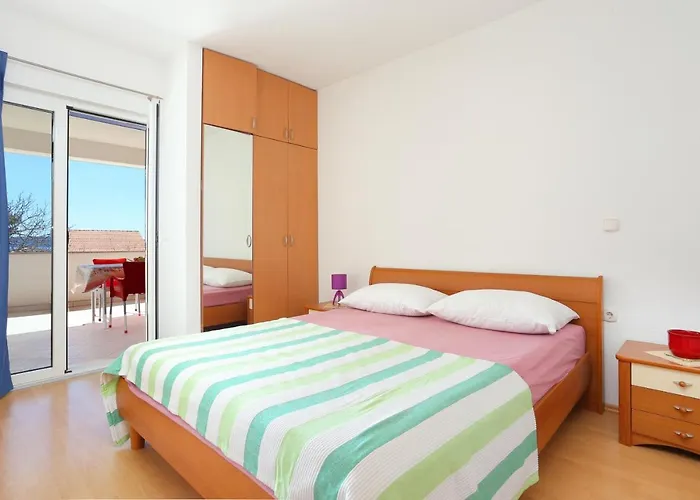 Апартаменти With Parking Space Businci, Ciovo - 18800