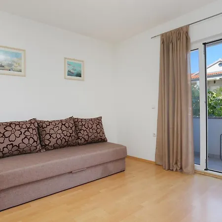 With Parking Space Businci, Ciovo - 18800